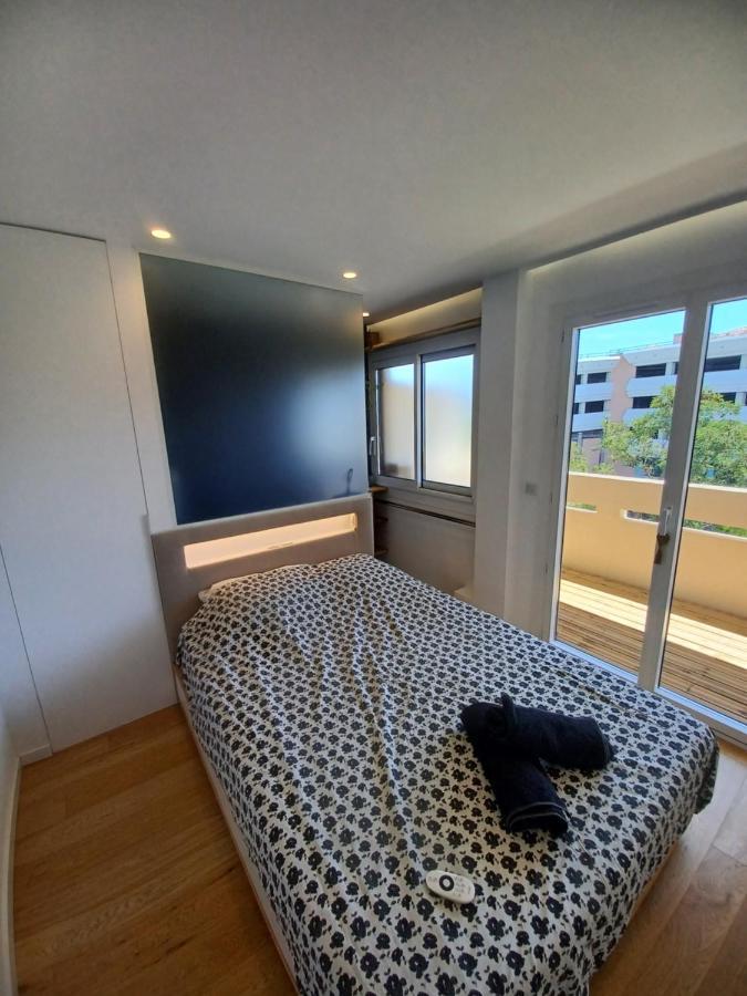 Superbe Appartement A 100M De La Mer, Et A Cote De La Base Nature Fréjus Kültér fotó